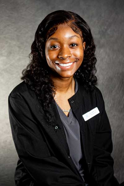 AshantiS---Dental-Receptionist